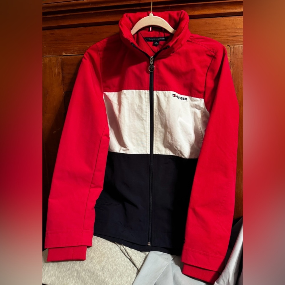 Tommy Hilfiger Windbreaker ✨